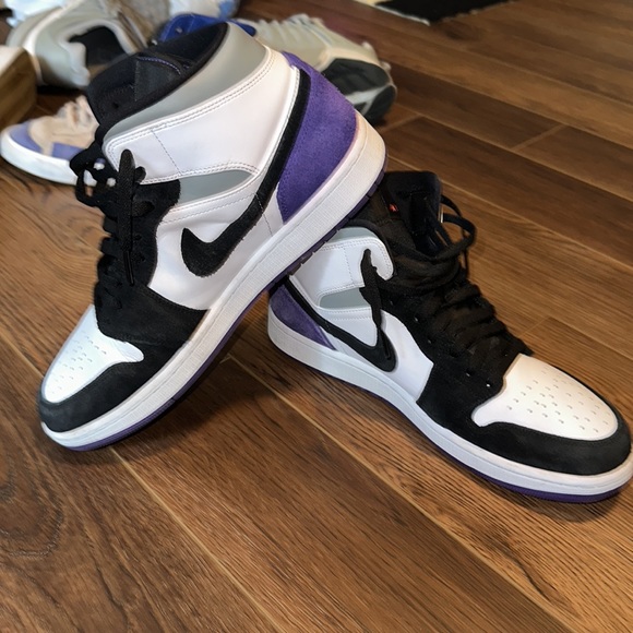 Retro 1 - Picture 2 of 3